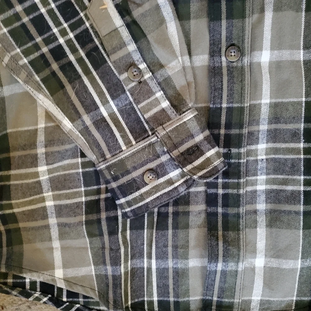 Smith's Work Wear Size L Flannel Long Sleeve Shirt Black Gray Plaid Blokecore